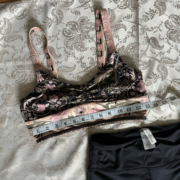 Spell and the Gypsy Activewear yoga set - Picture 8 of 9